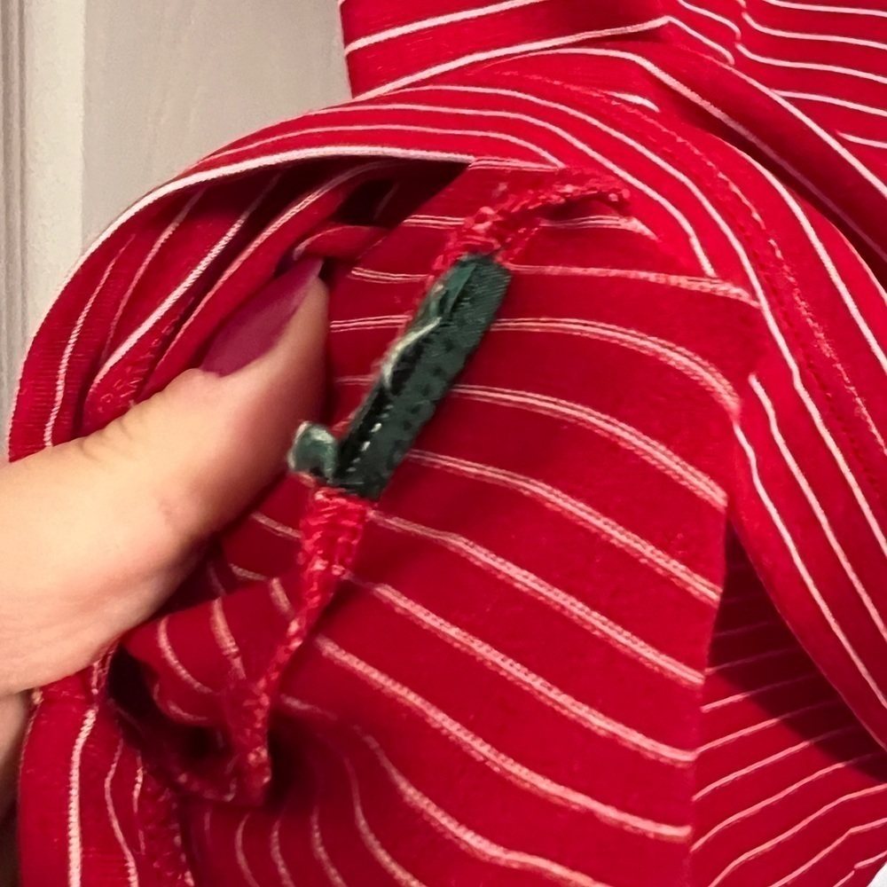 2 for $10 Lauren Ralph Lauren Pinstripe Short Sleeve Top Women’s Size Medium - Picture 4 of 7
